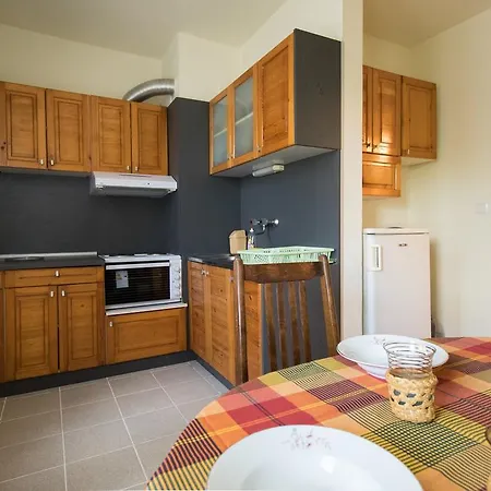Guest Center So Apartment